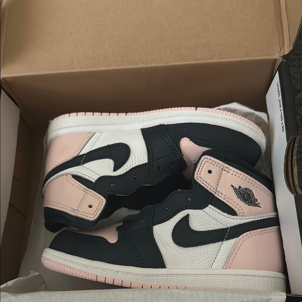 Kids' Nike Air Jordan 1 - Black, White, and Pink Size 9c